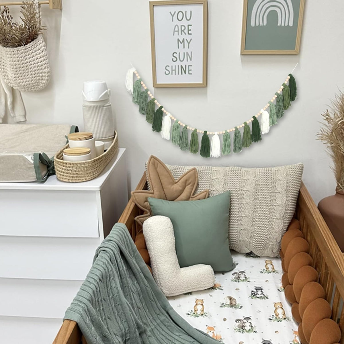 Green Boho Yarn Tassel Garland Sage Green Garland Wall Hanging Decor Forest Woodland Tassel Banner