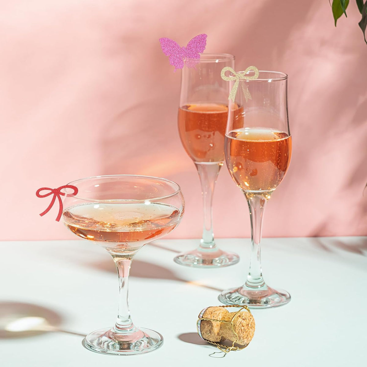 PATIKIL 50 Pcs Bow Drink Tags, Acrylic Wine Glass Charms Reusable Drink Markers for Party Wedding