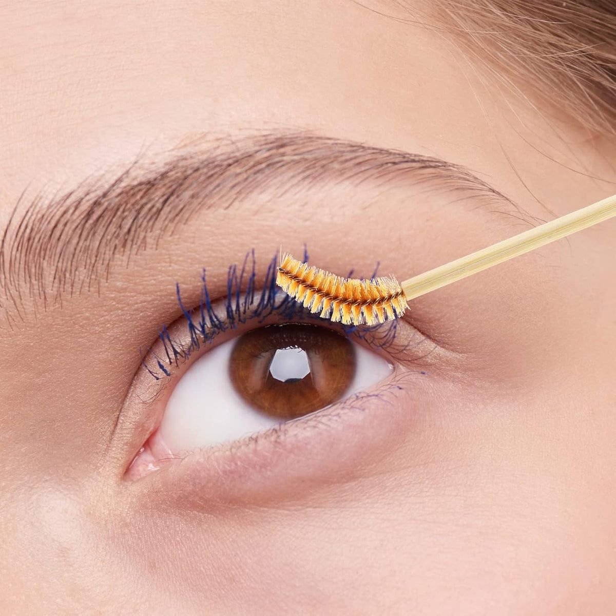Tbestmax 300 Disposable Mascara Wands Eyelash Brush Spoolies for Eye Lash Extension Eyebrow Bamboo