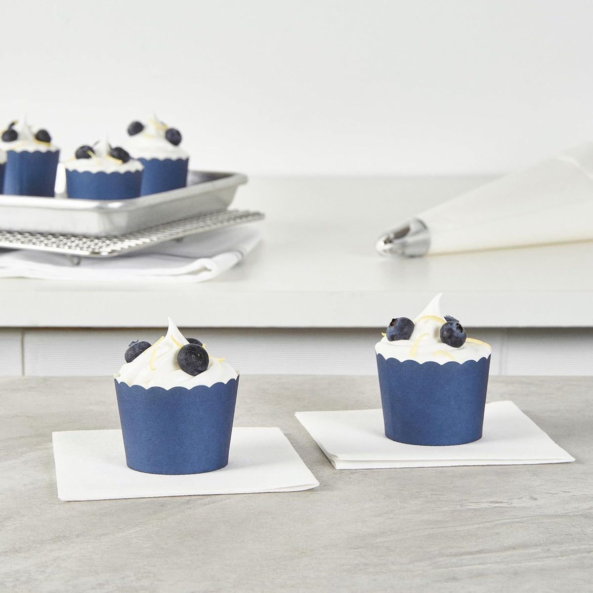 Panificio 3 Ounce Cupcake Wrappers, 200 Scalloped Baking Cups - Oven-Ready, Greaseproof, Midnight