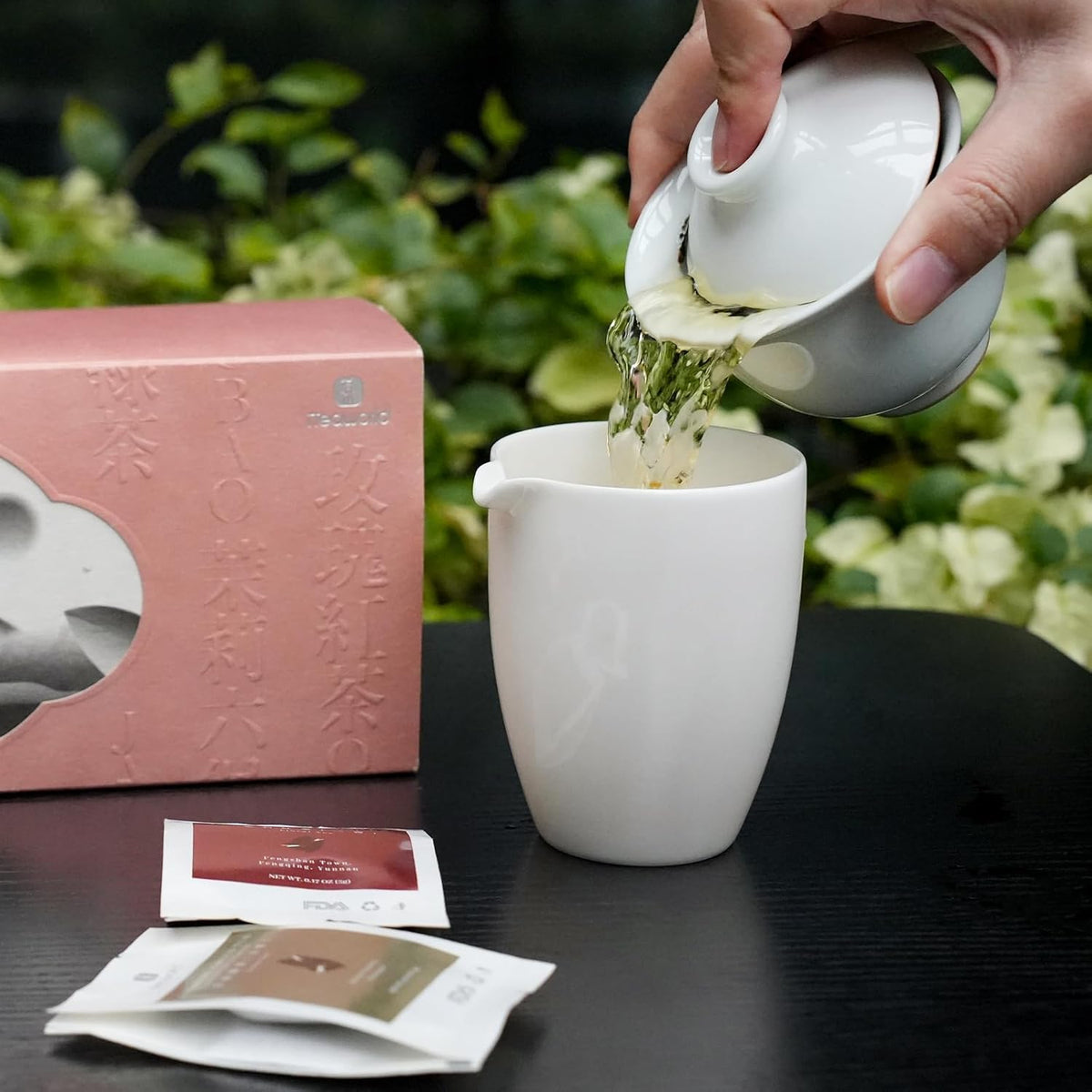 iTeaworld Chinese Flower Tea Sampler - 6 Flavor Mixed Pack (Jasmine Black/Green/Tieguanyin/Liu Bao