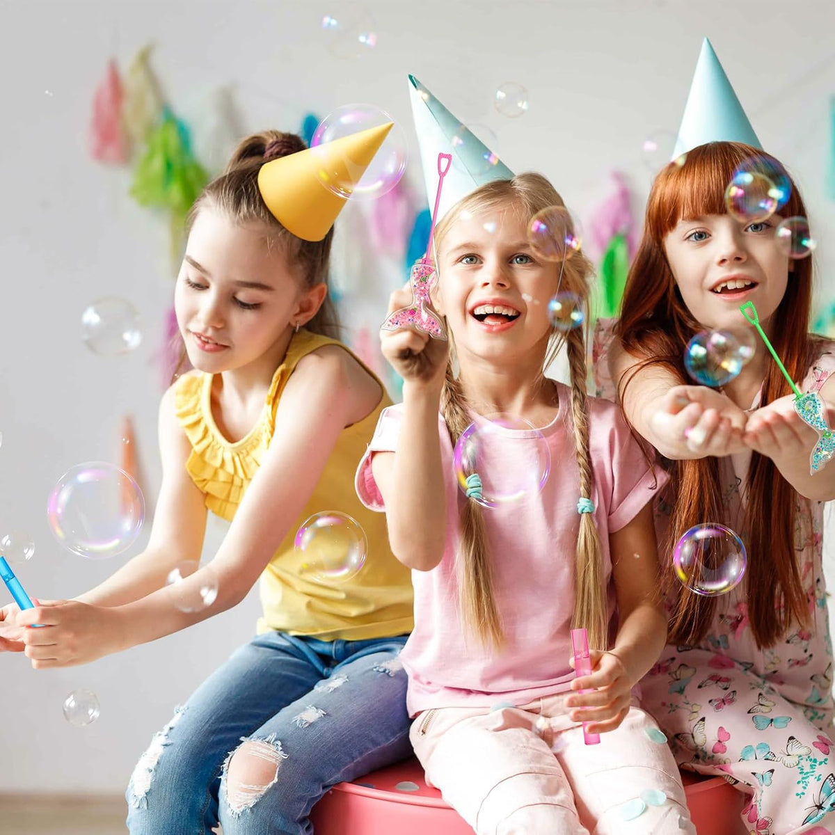 AFZMON 24Pcs Glitter Mermaid Bubble Wands for Kids, Mermaid Tail Party Favors Mini Bubbles Birthday