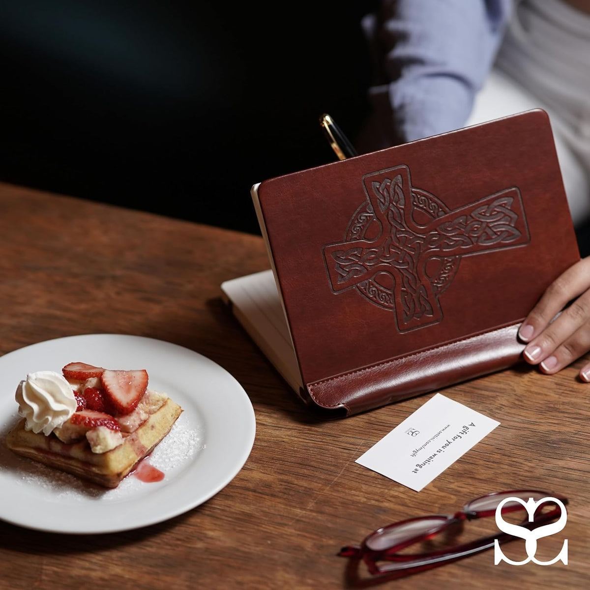 SETTINI® Lined Journal - Celtic Cross Journal for Writing Gift Set - Hardcover Vegan Leather