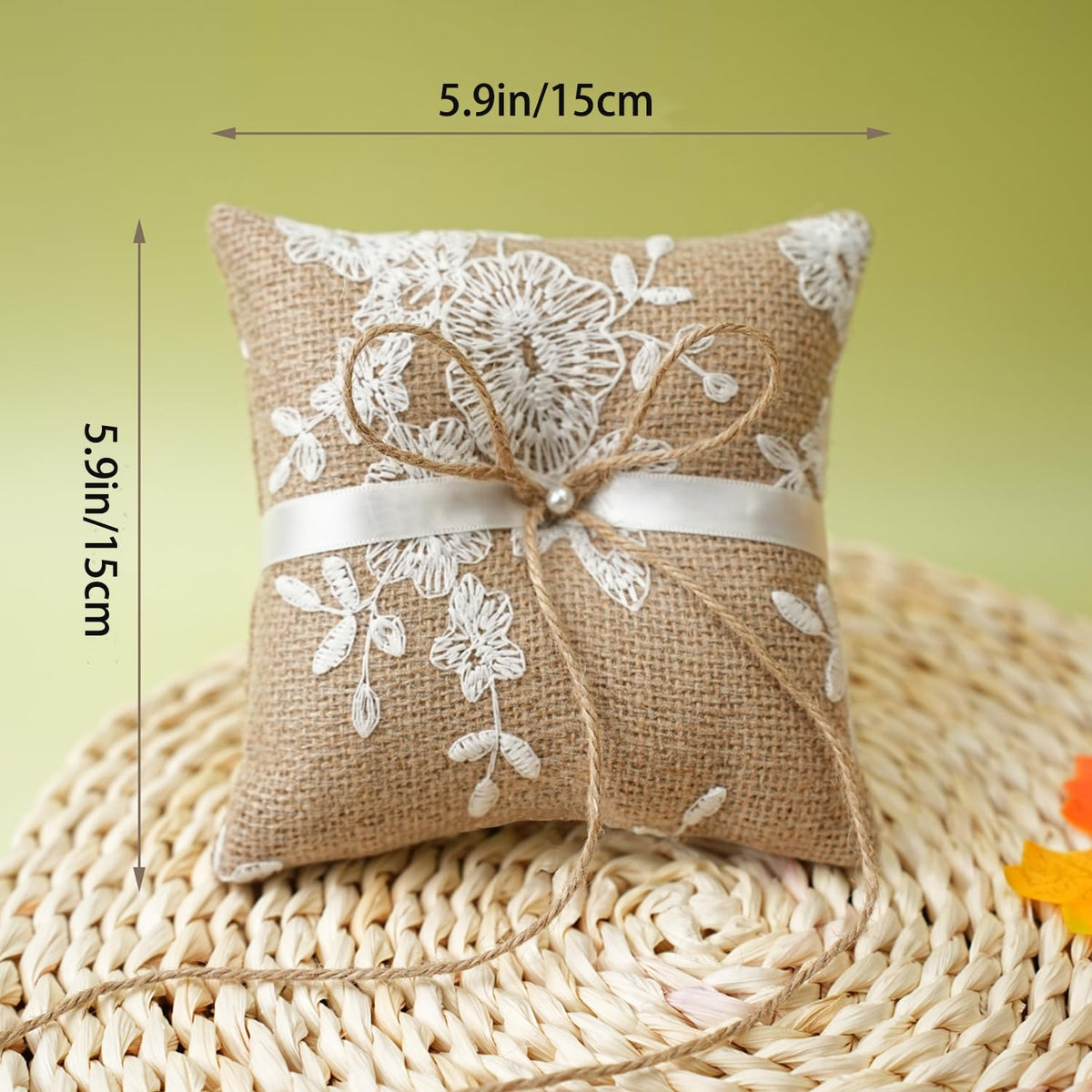 QIRMIZI Vintage Rustic Burlap Ring Bearer Pillow - Elegant Fall Wedding Décor with Lace, Bow, and
