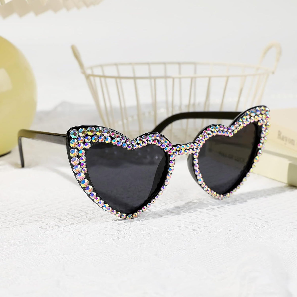 YOGFIT Heart Sunglasses for Women Fashion Classic Love Eye Protection Sunglasses Vintage Cute Heart