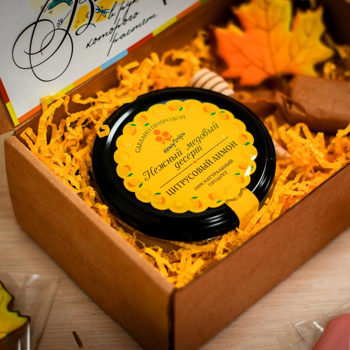 Zankubom 1 LB Crinkle Cut Paper Shred Filler Great for Gift Wrapping, Basket Fillers, Birthday