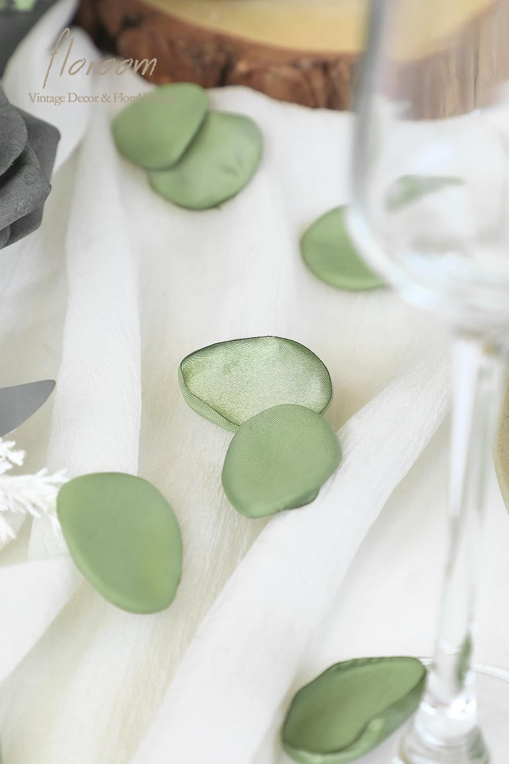 Floroom 300pcs Rose Petals Sage Green Faux Silk Flower Petals for Wedding Flower Girl Basket Aisle