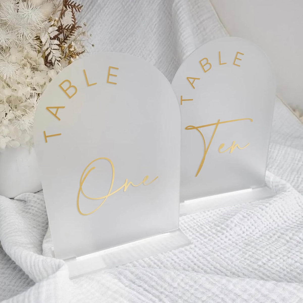 JINMURY Frosted Arch Wedding Table Numbers 1-10 with Stands, 5x7 Inch Acrylic Arch Sign with Golden