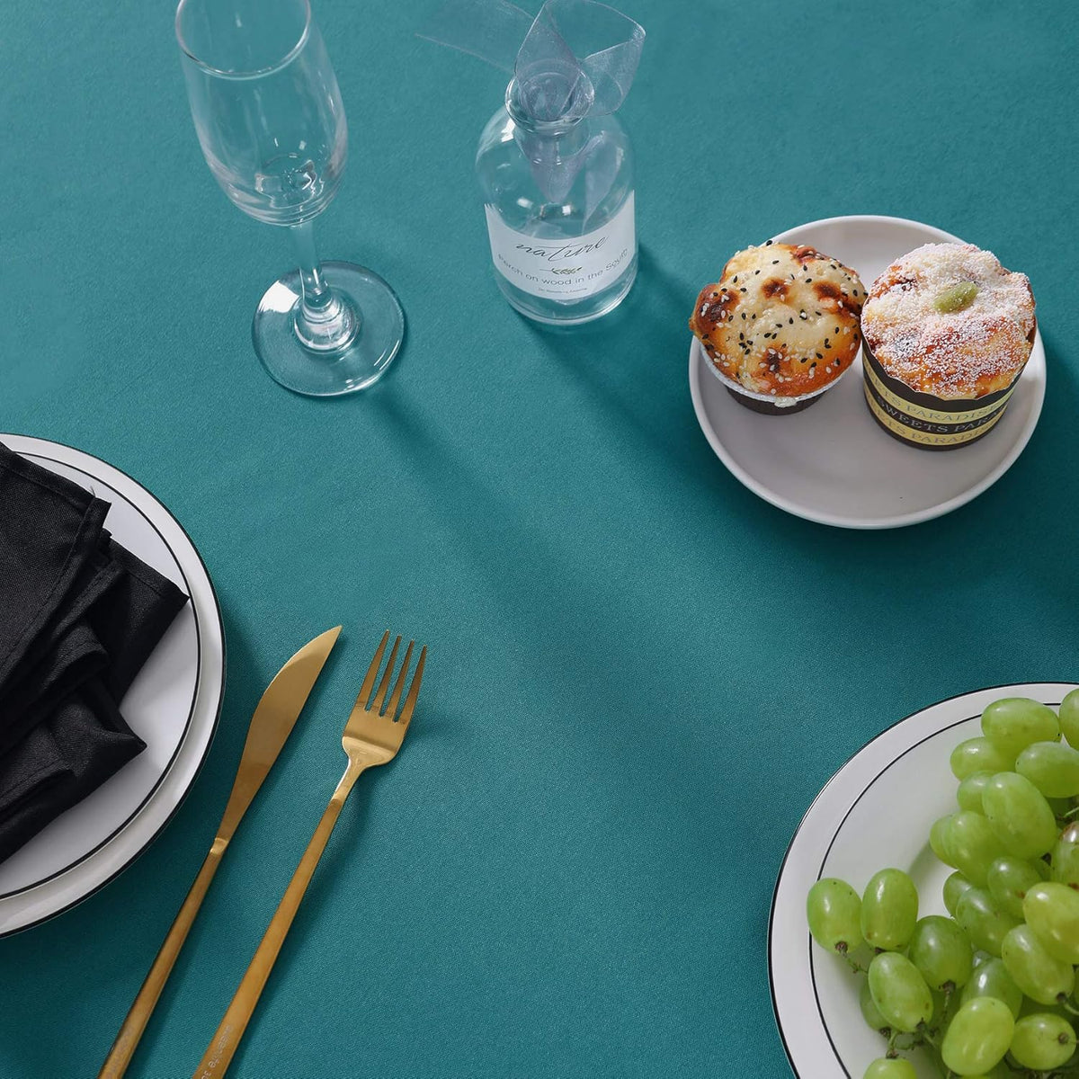 132 inch Round Tablecloth Washable Polyester Table Cloth Decorative Table Cover for Wedding Party