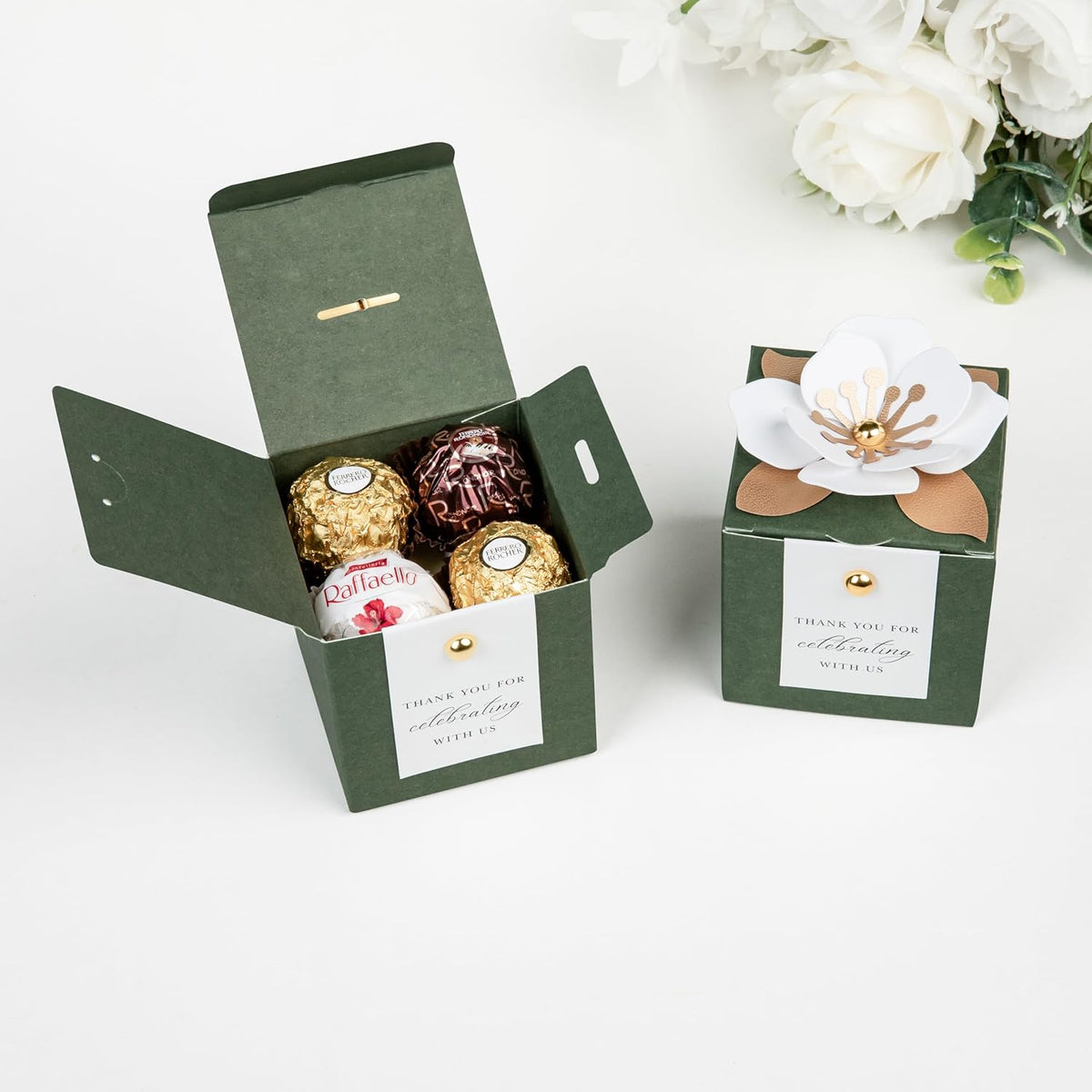 FEIYI 20 PCS Candy Boxes, 3 In 1 Olive Green Favor Boxes with Floral Decor, White Thank You Tags