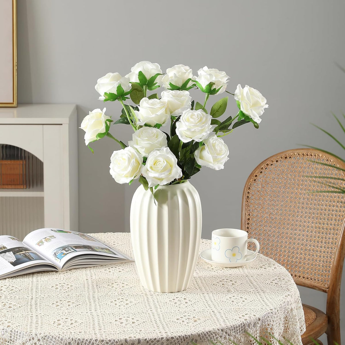 Tifuly White Roses Artificial Flowers -12 pcs Realistic Single Long Stem Fake Silk Roses Bouquet