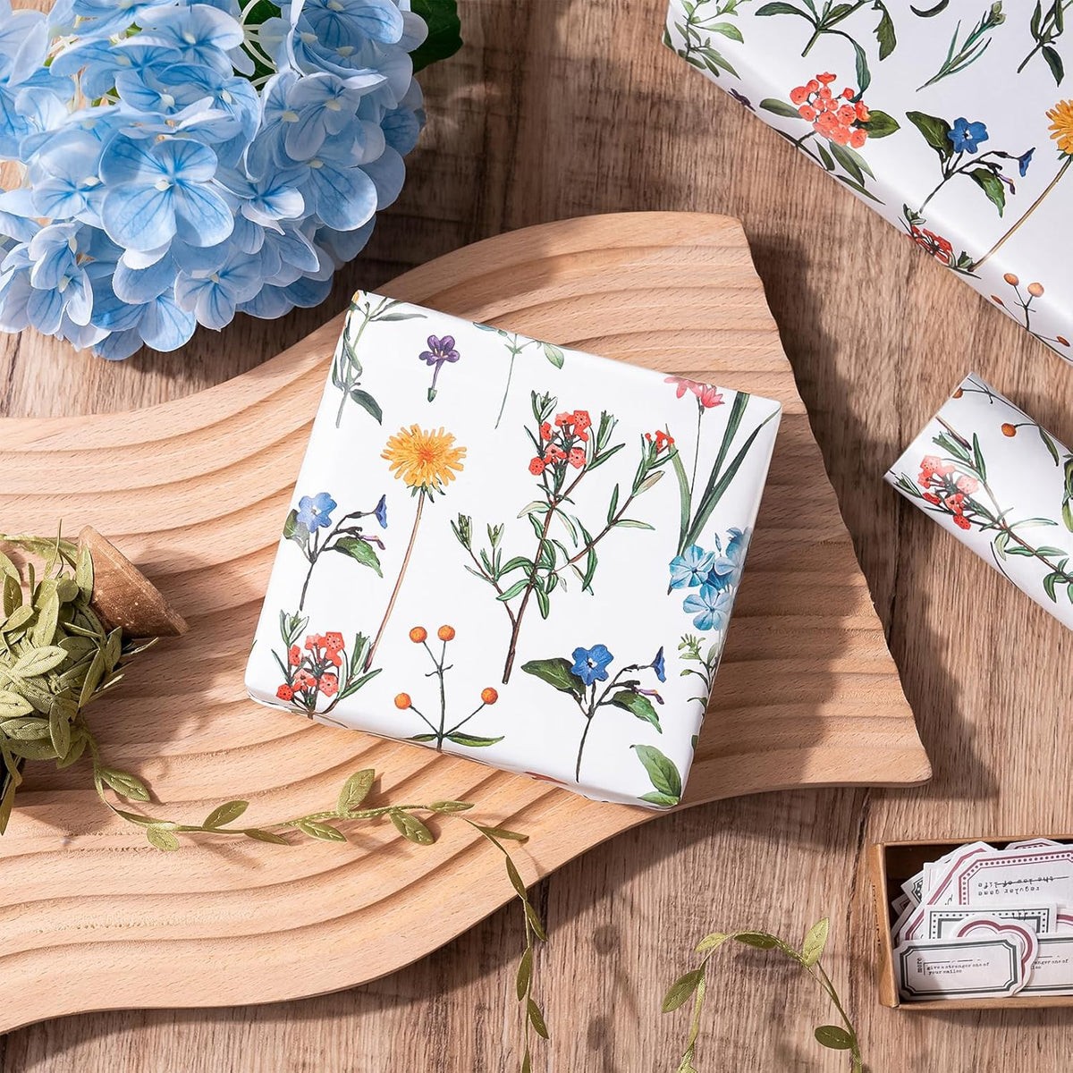 WRAPAHOLIC Floral Wrapping Paper Roll - Mini Roll - 17 Inch x 33 Feet - Wildflower Wrapping Paper