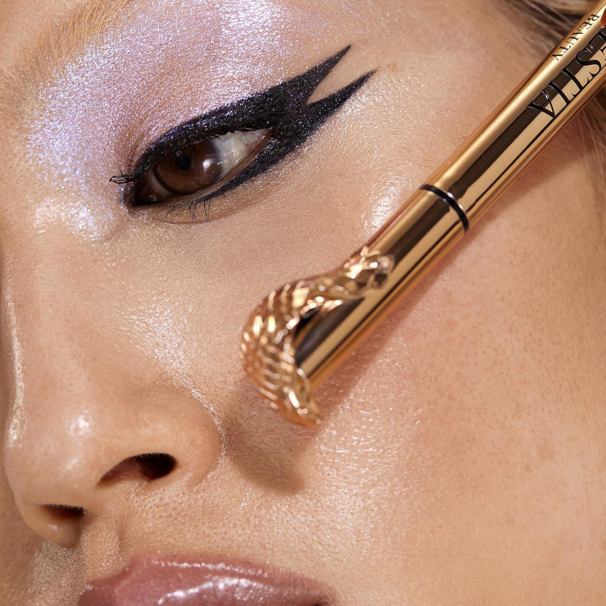 Black Liquid Eyeliner Pencil Queen Cobra – Long-Lasting – Quick-Drying, No Flaking – Thin