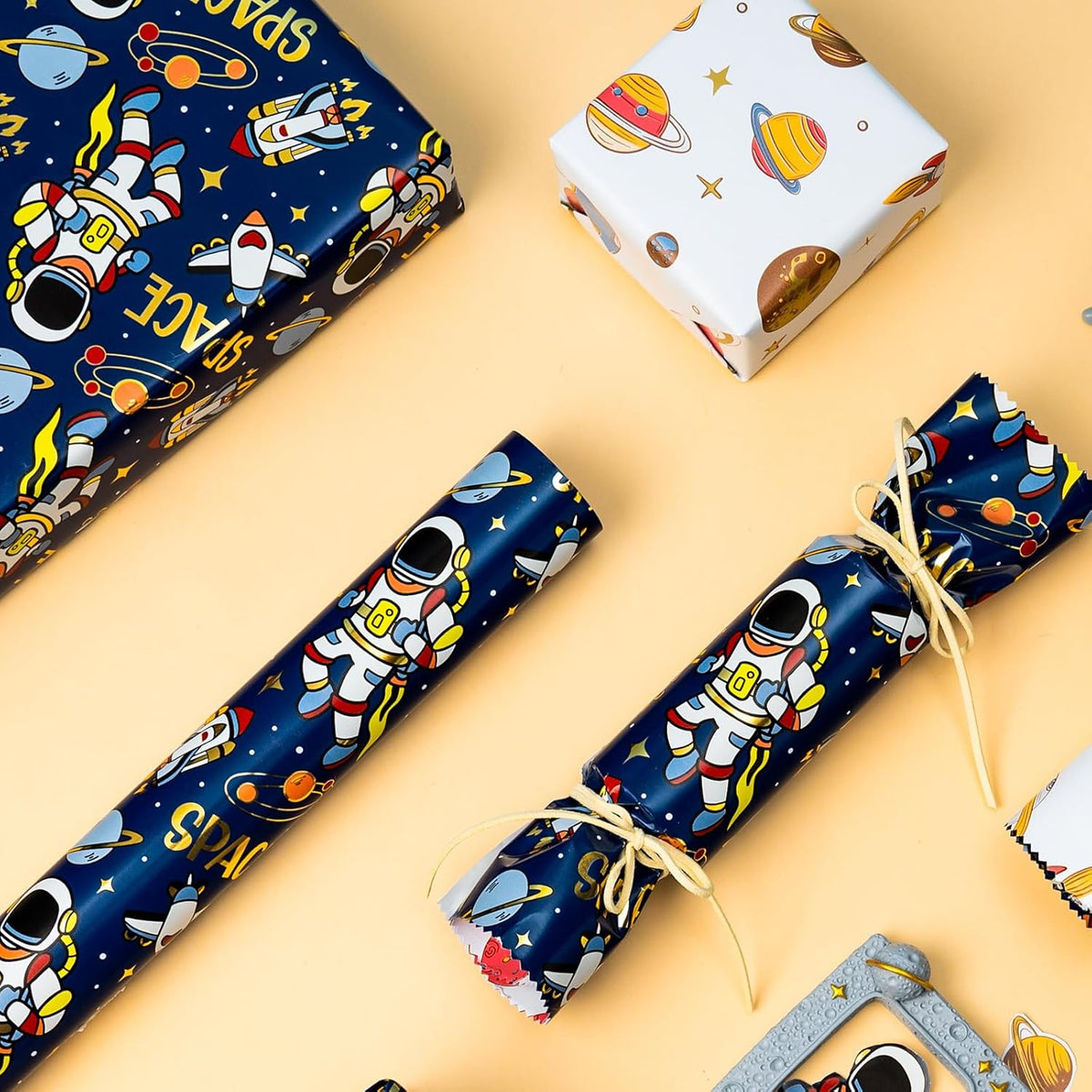 Yarcony Space Wrapping Paper Roll, Birthday Wrapping Paper for Boys, Navy Blue Astronaut Gift Wrap