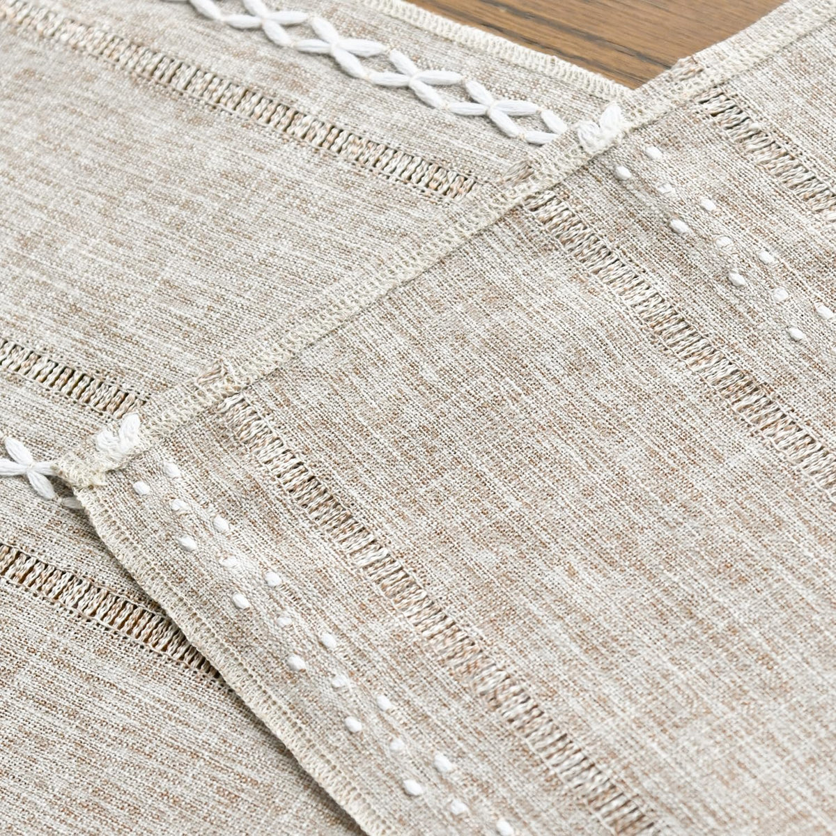 Artoid Mode Brown Rustic Cotton Linen Table Runner, Seasonal Embroidered Hollow Kitchen Dining