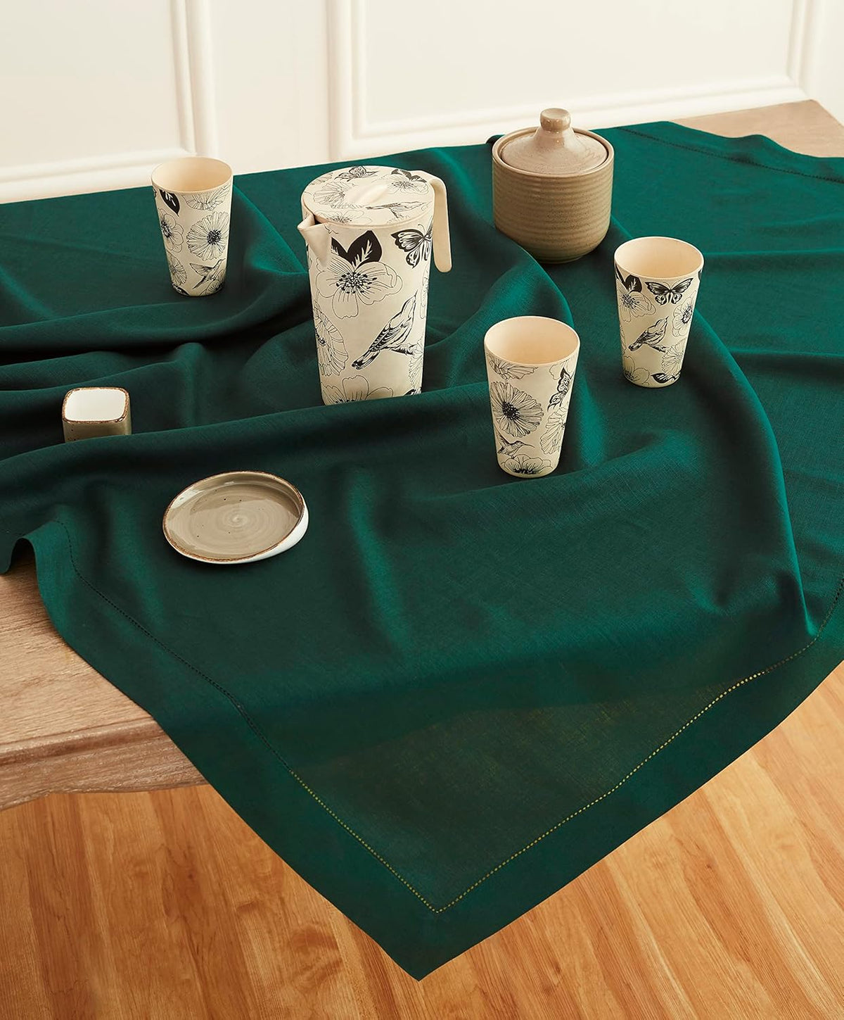 Solino Home Rainforest Green Linen Tablecloth 52 x 52 Inch - 100% Pure Linen Square Table Throw