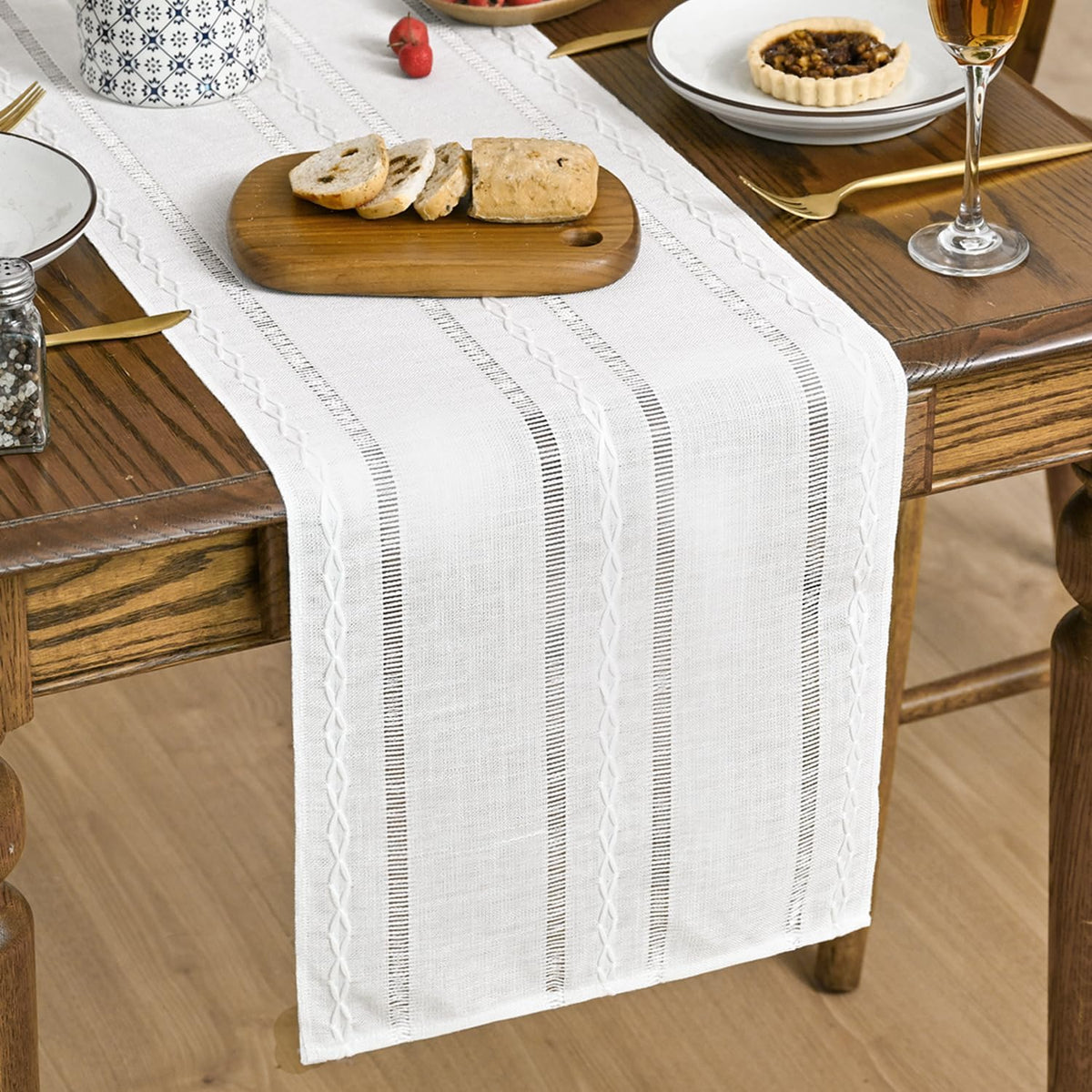 Artoid Mode Rustic Cotton Linen Table Runner, Seasonal Embroidered Hollow Kitchen Dining Table