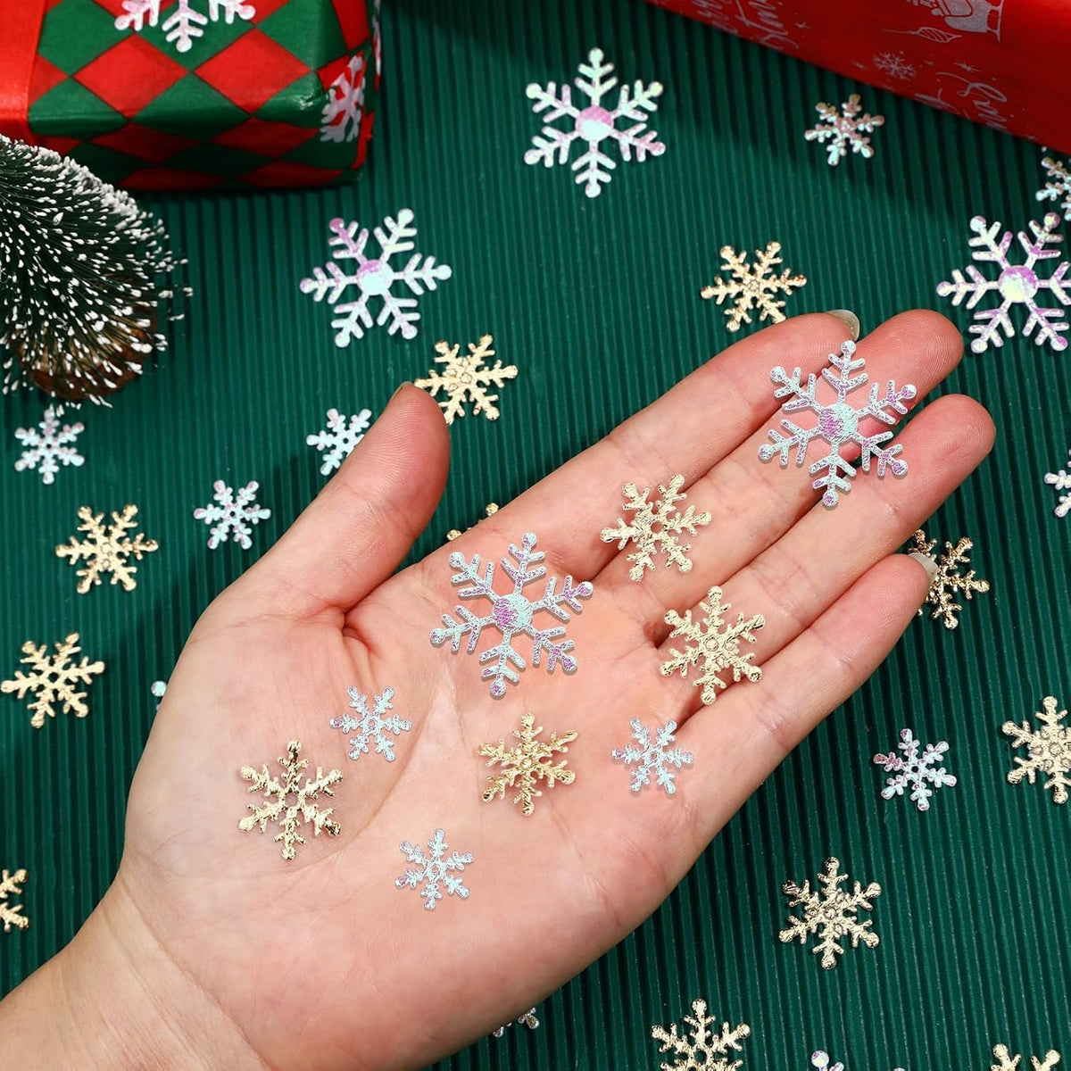 MARFOREVER Snowflake Confetti Decorations, Christmas Snowflake Glitter Confetti White Gold Winter
