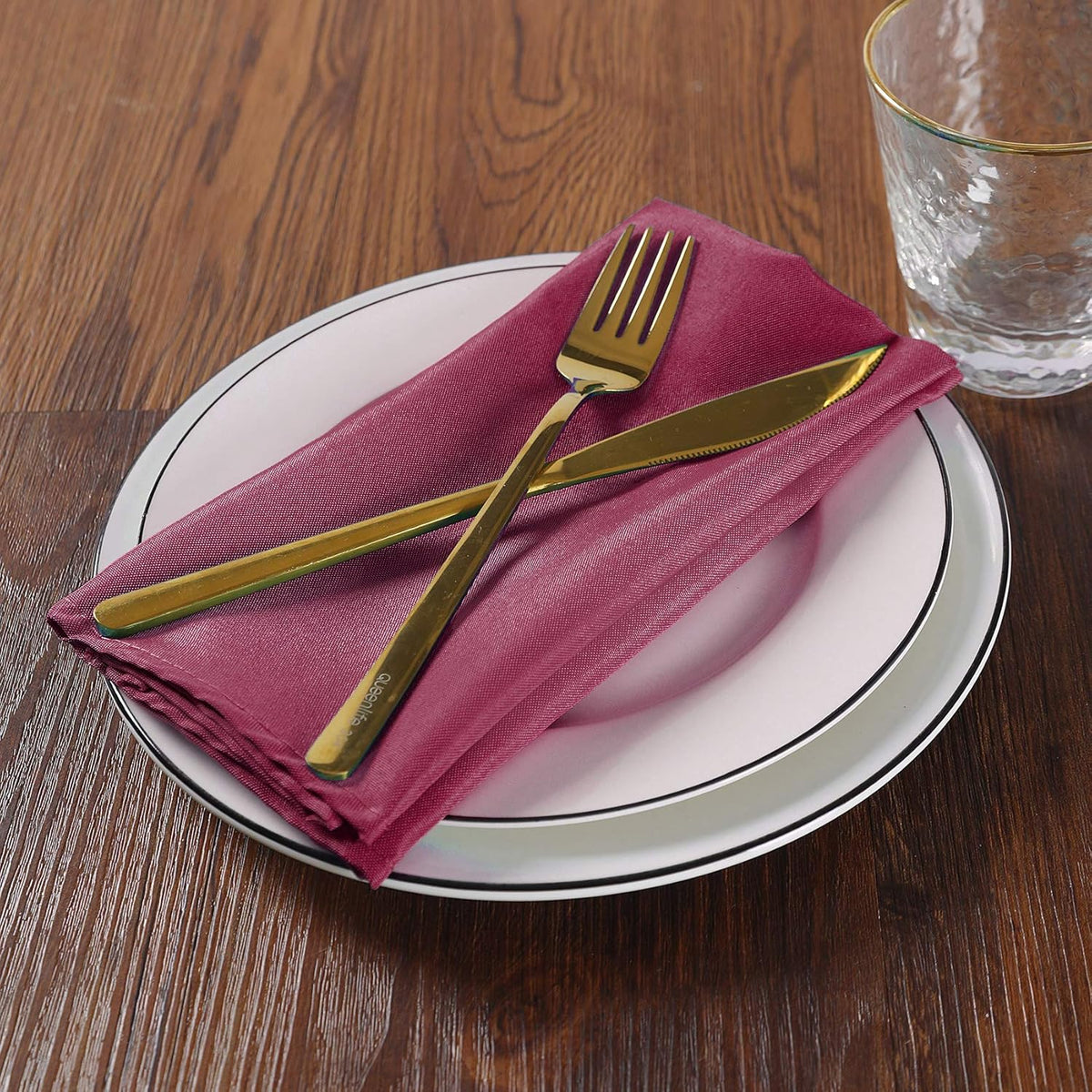 Cloth Napkins 20x20 inch Washable Polyester Dinner Napkins Soft Table Napkins for Wedding Party