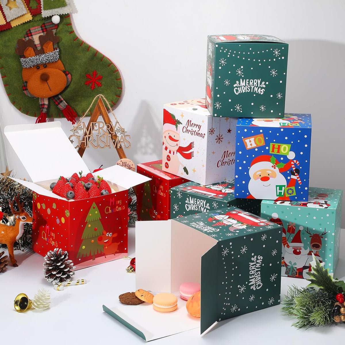 COTOPHER 20 Pcs Christmas Gift Boxes, 6" x 6" x 6" Xmas Candy Boxes for Gift Giving, Paper Treat