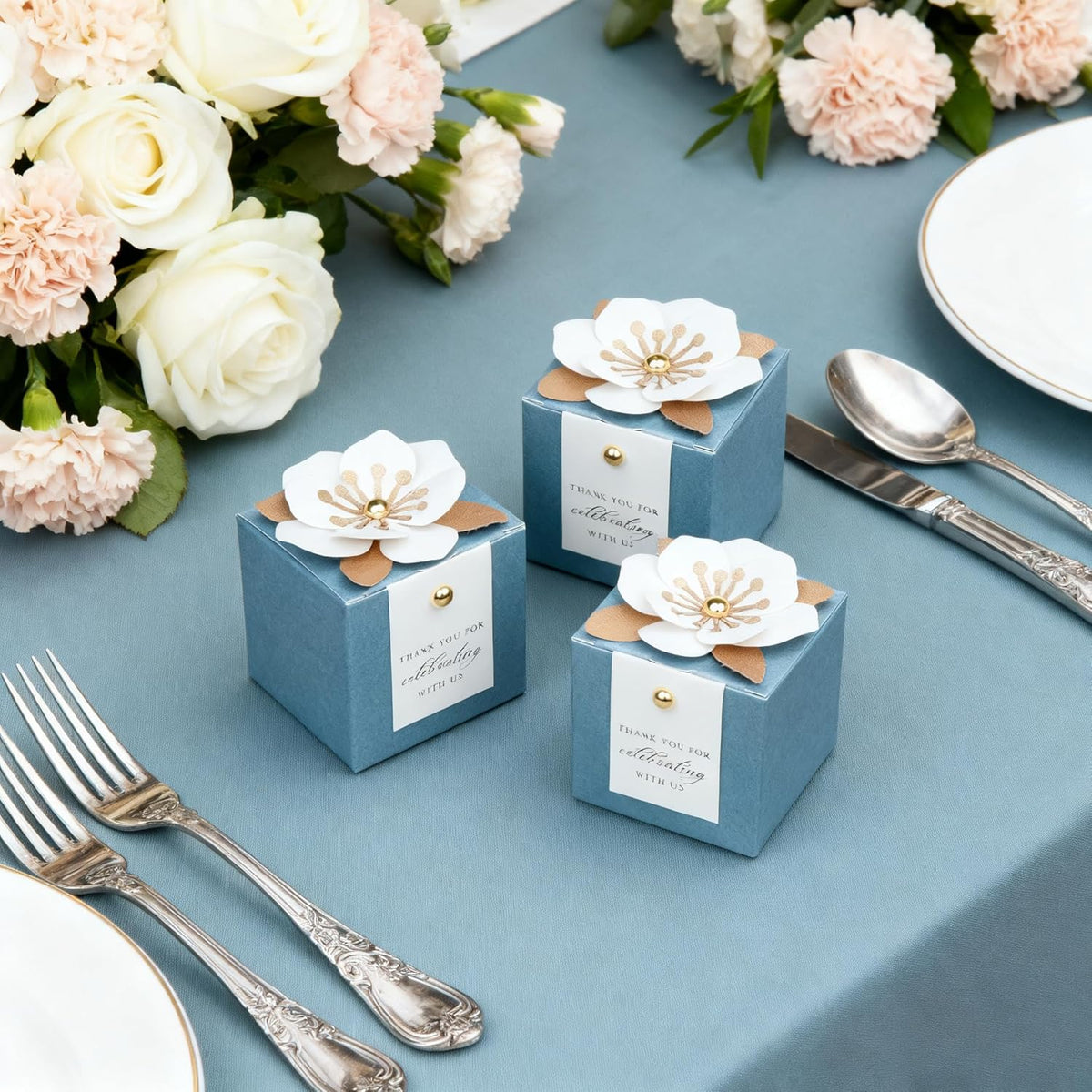 FEIYI 20 PCS Candy Boxes, 3 In 1 Dusty Blue Favor Boxes with Floral Decor, White Thank You Tags
