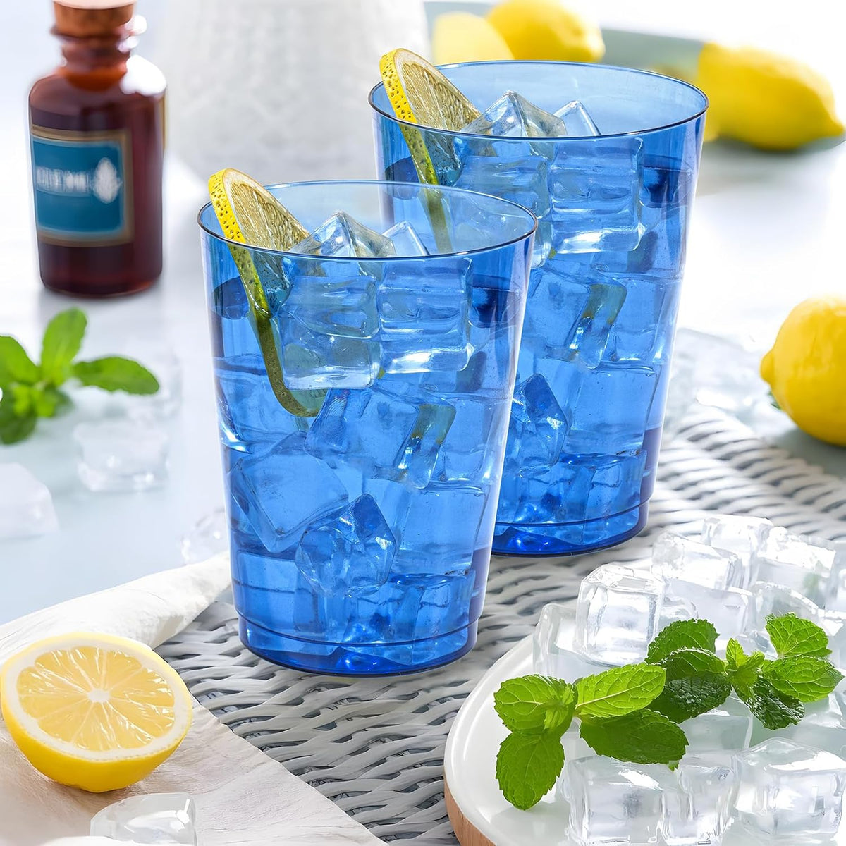 DaYammi 100 Pack Clear Blue Plastic Cups 10 Oz, Blue Cups for Party Disposable Wine Glasses Heavy