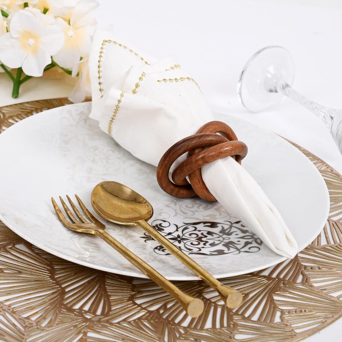 Three Ring Napkin Rings Set of 8, Decorative Handcuff Serviette Ring, Napkin Holders Bulk for Party