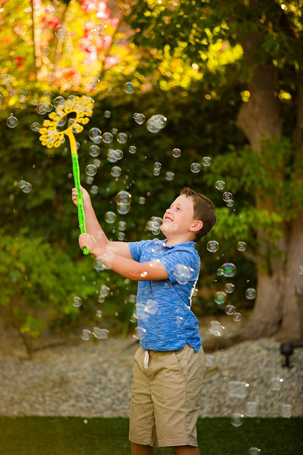 Gazillion Mega-Zillion Wand, 33 Mini Wands, 3ft. Handle & 2 Bottles of Solution - Create Zillions