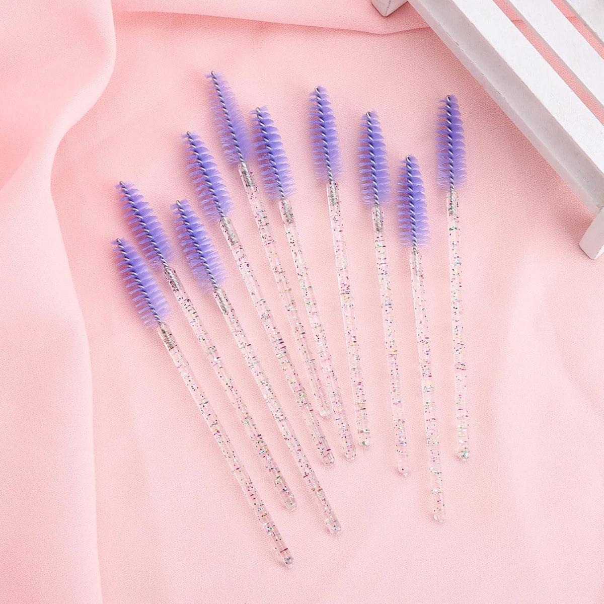 BTYMS 100 Pieces Disposable Eyelash Brush Mascara Wnad Brow Spoolie Brush Lash Applicator Spooly
