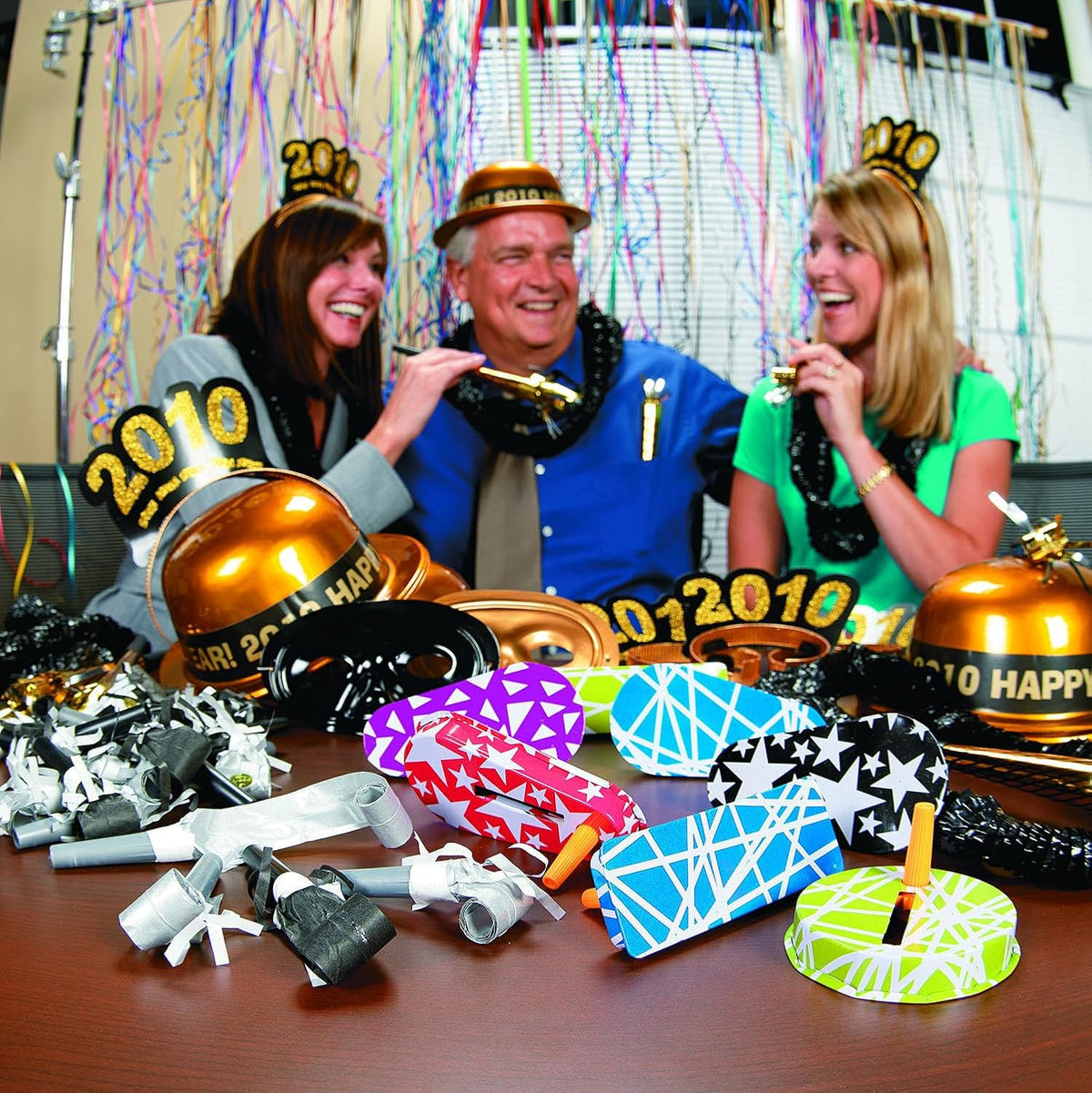 Fun Express Bulk Metal Noise Makers for Sporting Events - 50 Pack Hand Clappers & Clackers for