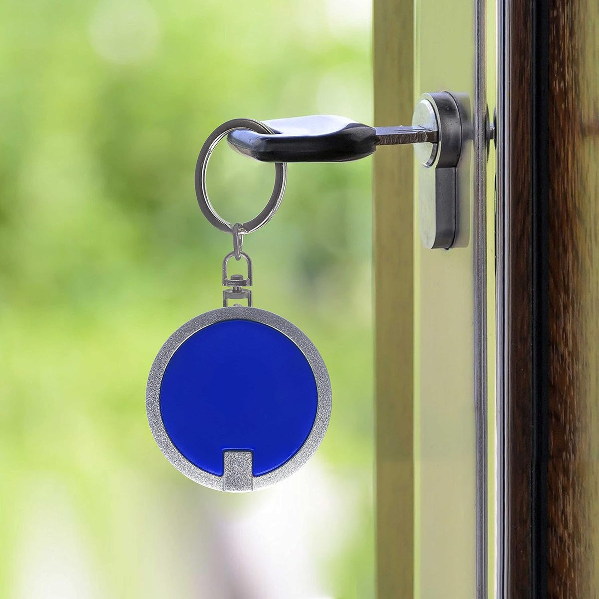 DISCOUNT PROMOS 10 Round LED Keychains - Battery included, Plastic - Blue