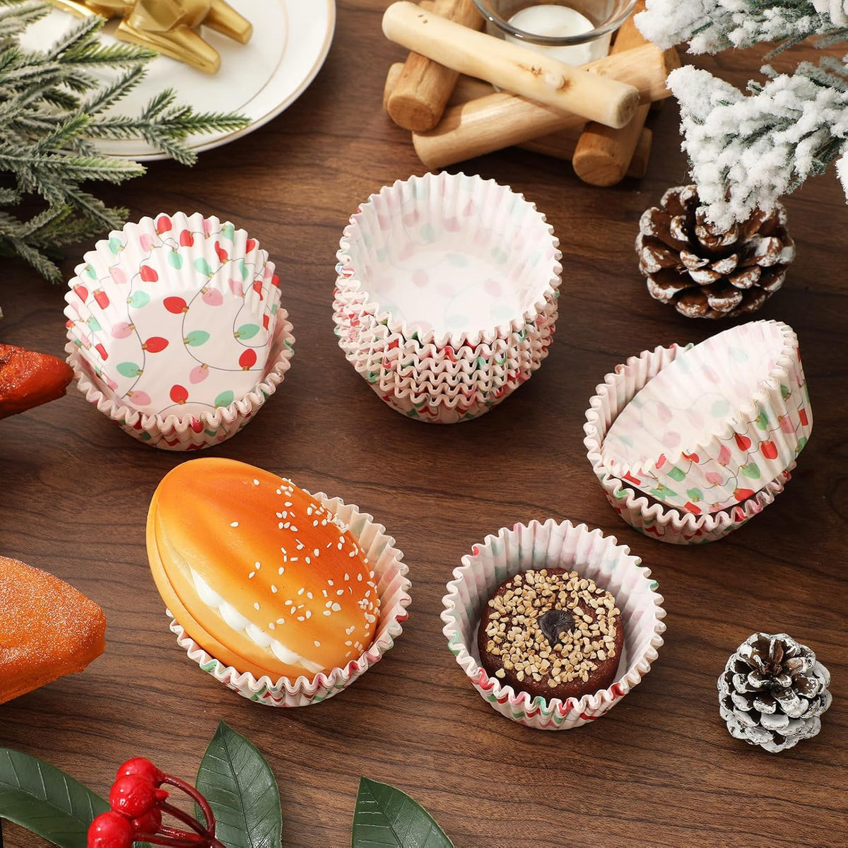 Whaline 300Pcs Christmas Paper Baking Cups Light Bulb Cupcake Liners Xmas Winter Muffin Liner Cake