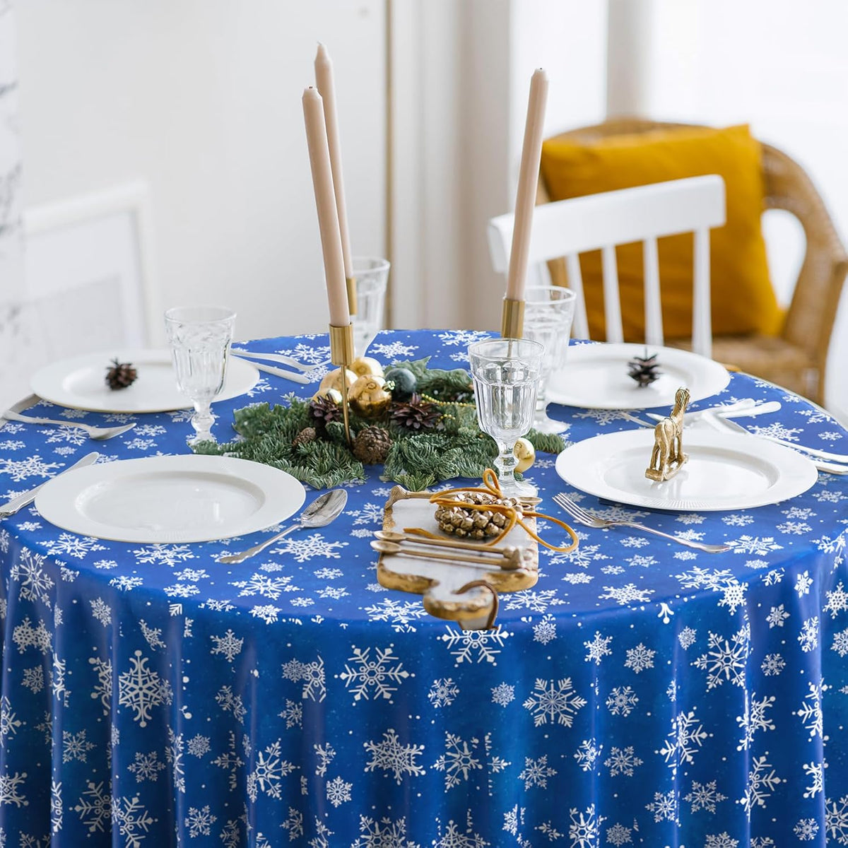 Jectivs 12 Pieces Christmas Snowflake Plastic Party Tablecloth Decorations,Disposable White
