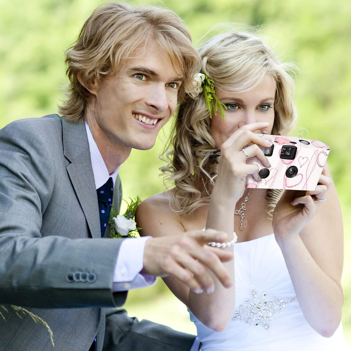 8 Pack Disposable Camera Bulk for Wedding 35mm Film Single Use Camera with Flash for Gathering
