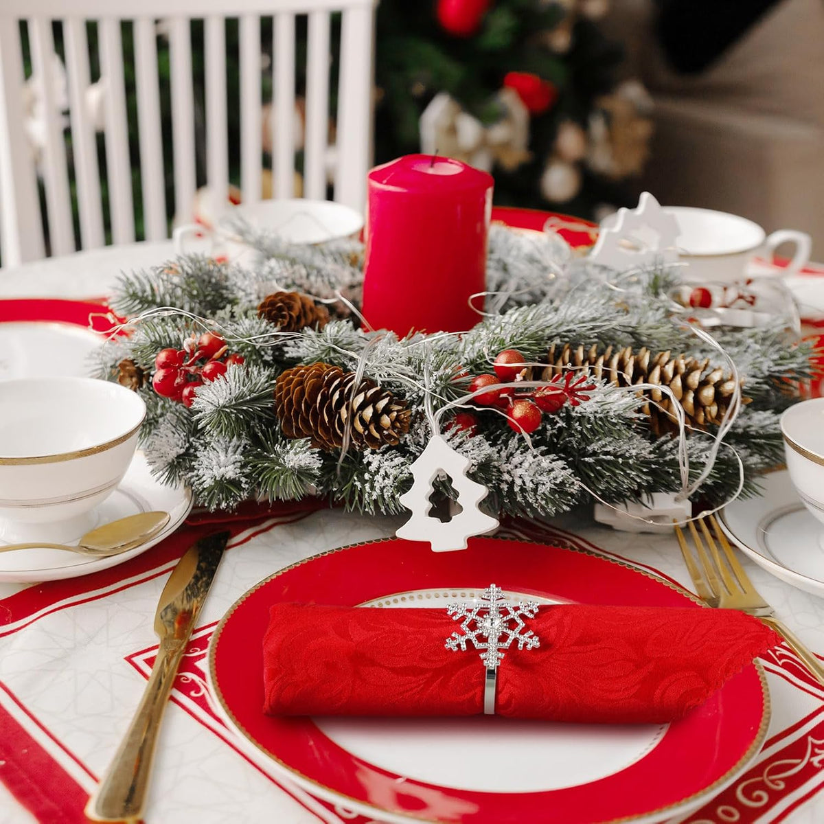 Patelai 100 Pieces Snowflake Napkin Rings Thanksgiving Christmas Napkin Holders Exquisite Household