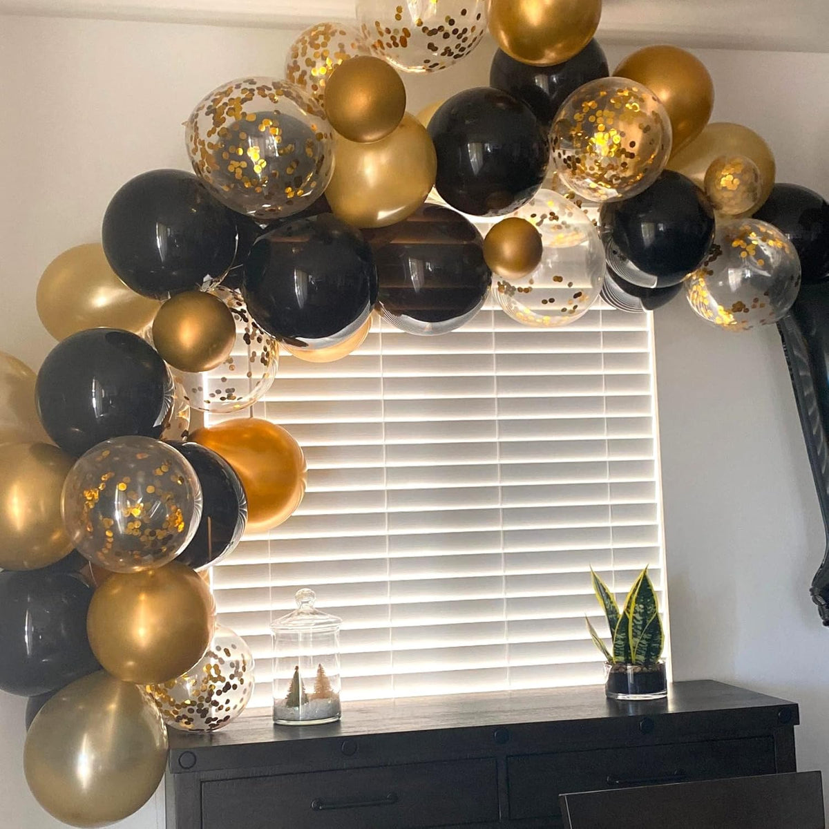 Balloons Gold and Black, 60PCS Black Metallic Chrome Gold Pearly Gold Black Gold Confetti Latex