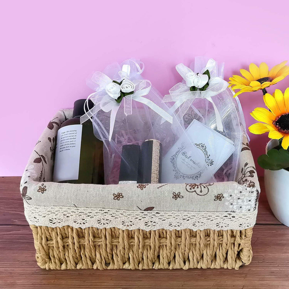 SumDirect Rose Organza Gift Bags - 50Pcs 5x7 inch White Wedding Favor Gift Bags, Jewelry Pouches