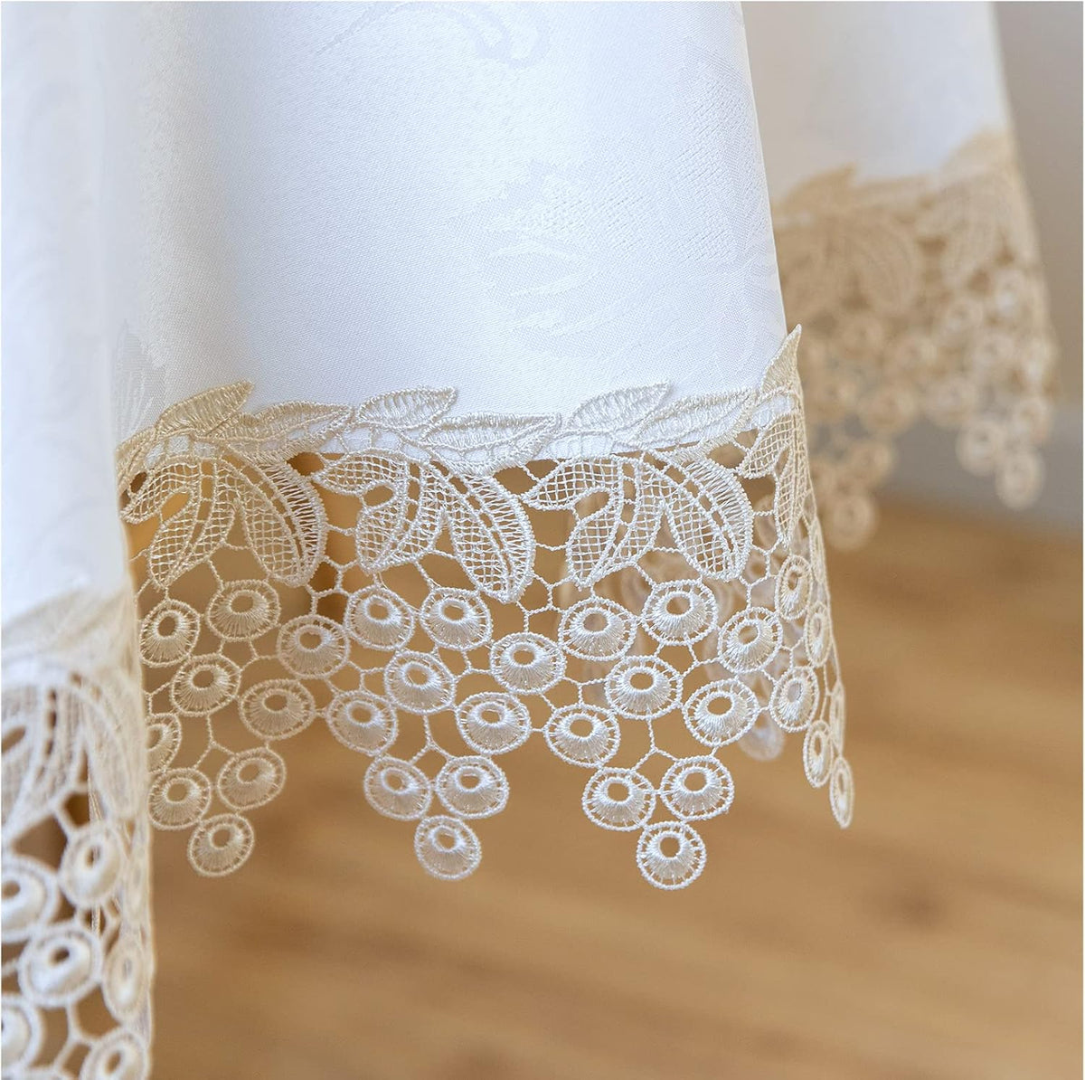 Beige lace Premium Round Farmhouse Tablecloth Waterproof OilProof SpillProof AntiShrink Soft