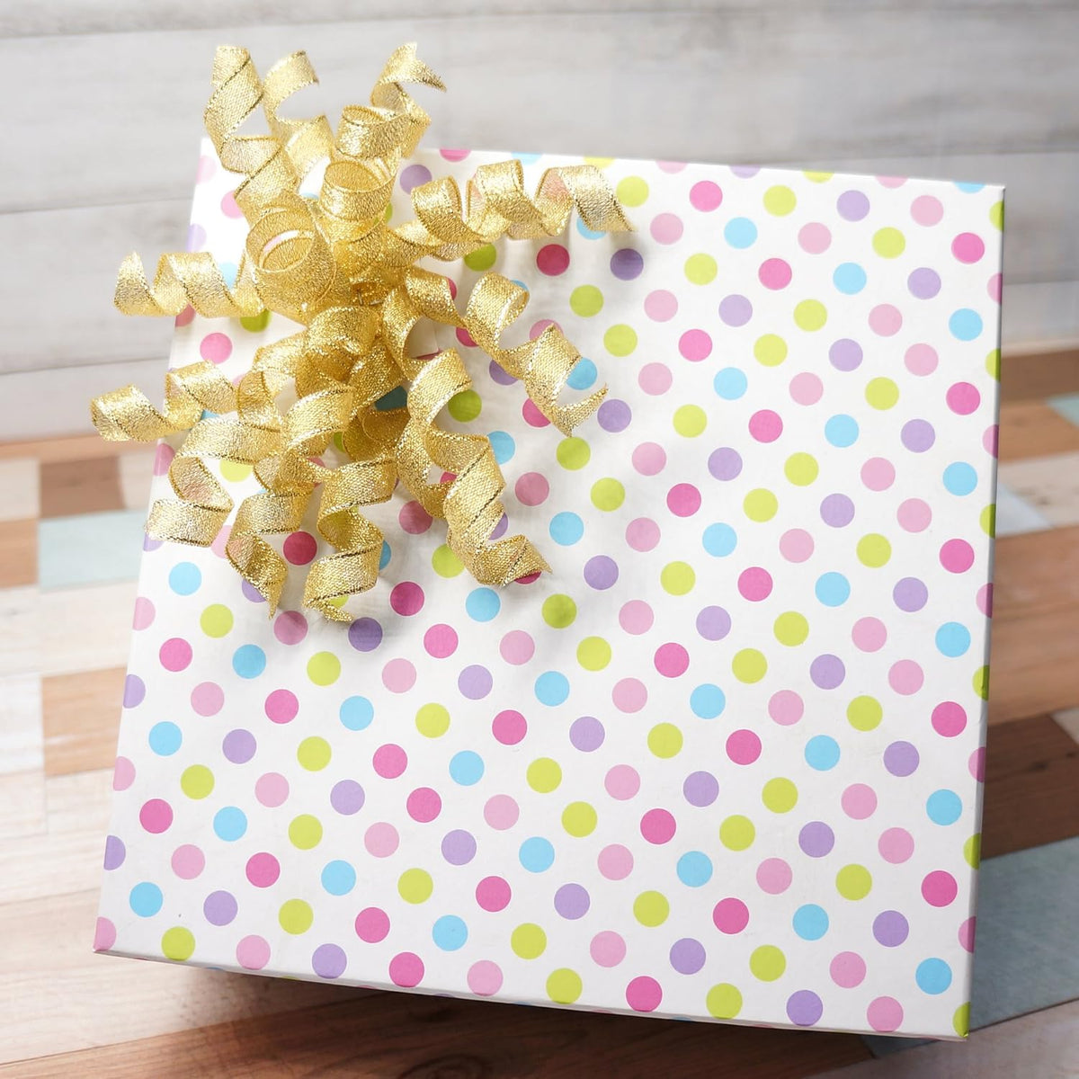 CT CRAFT LLC Gold Metallic Burst Curly Ribbon Bow 4" Wide x 6 Counts Gift Wrapping Pre-Tied