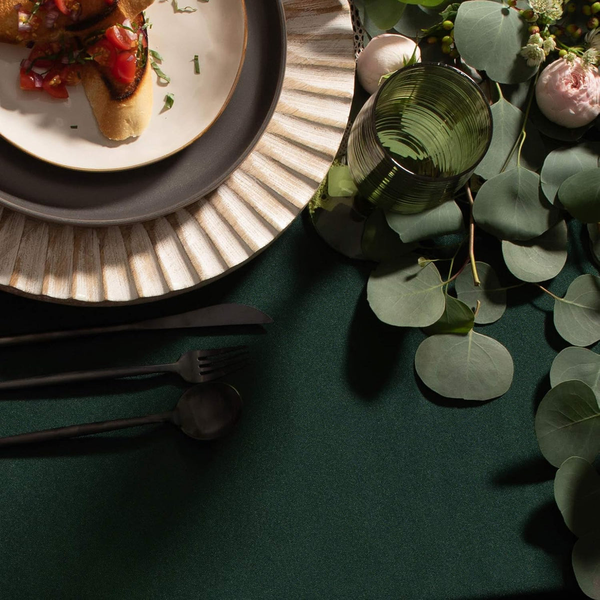 Gee Di Moda Rectangle Tablecloth - 90 x 132 Inch Hunter Green Table Cloth for 6 Foot Table with
