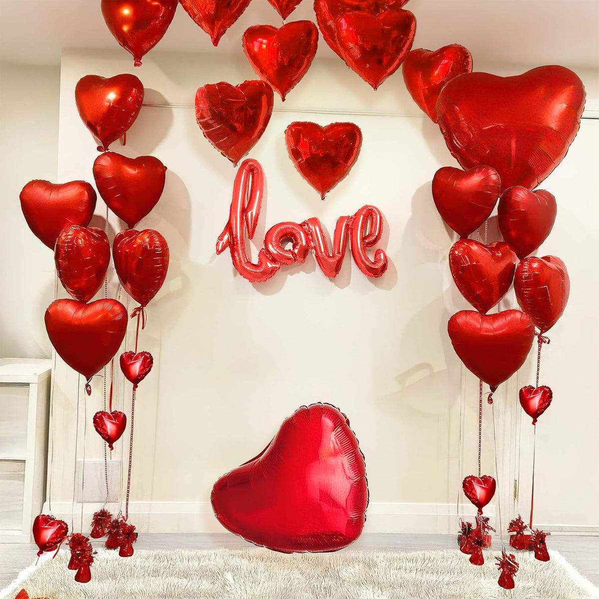 Valentines Day Balloons with Heart-Shape, love Foil Balloons for Romantic Special Night Decorations