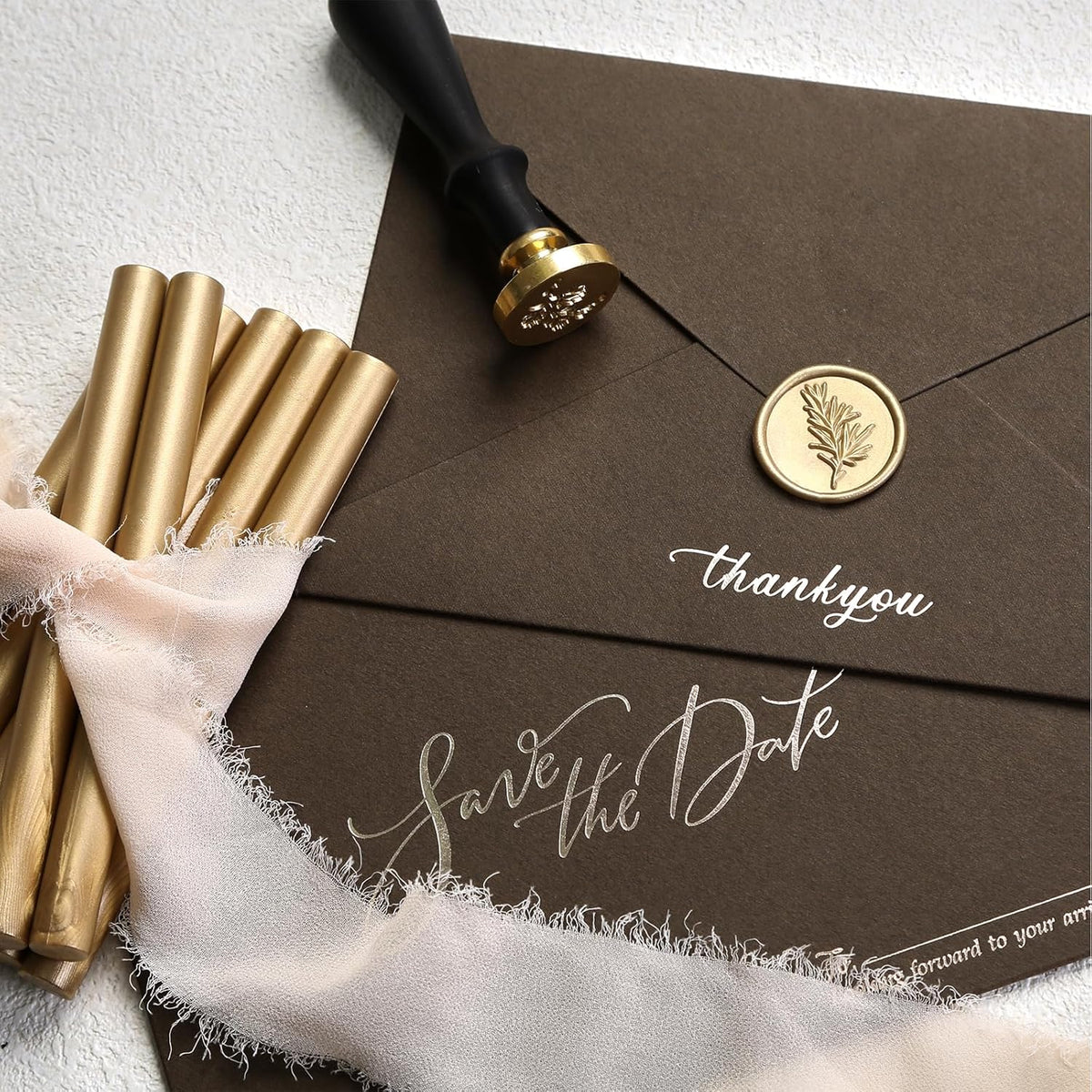 UNIQOOO Glue Gun Sealing Wax Sticks for Wax Seal Stamp - Prosecco Metallic Light Gold, Great for