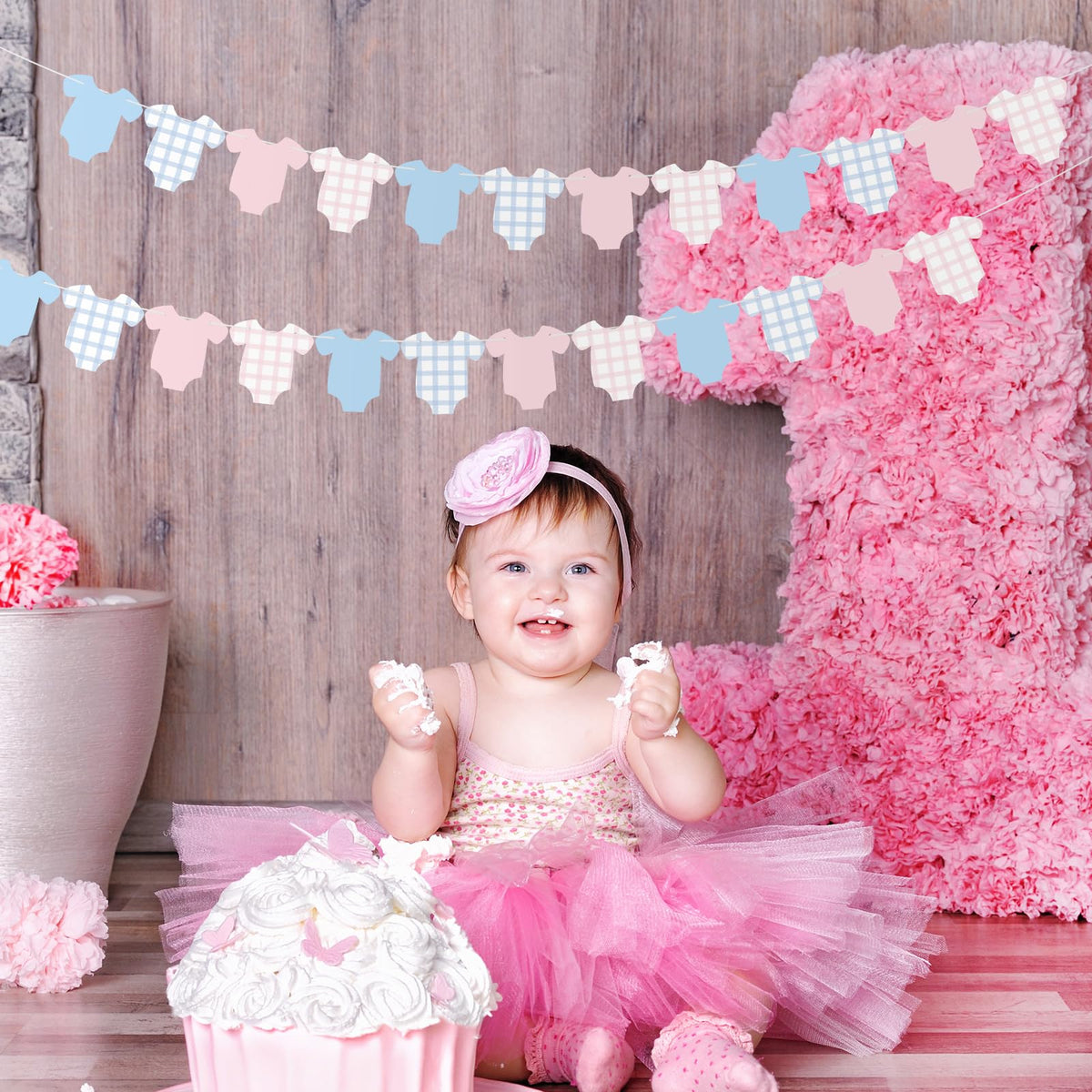 Weysat 2 Pcs Baby Clothes Banner Baby Boys Girls Shower Decorations Pink Blue Bodysuit Clothesline