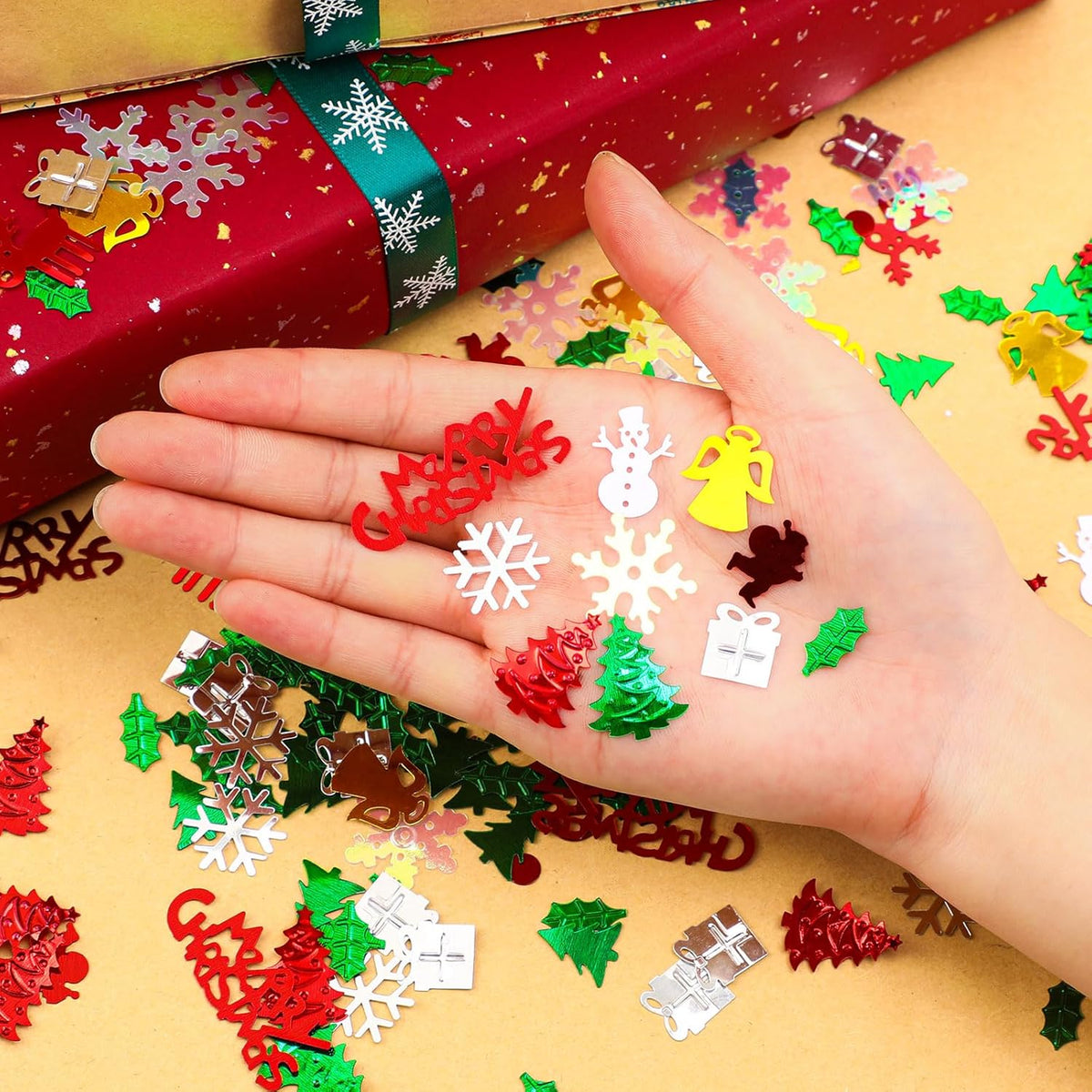 MARFOREVER Christmas Day Confetti Glitter Table Decorations Party Scatter Confetti, Red Green White