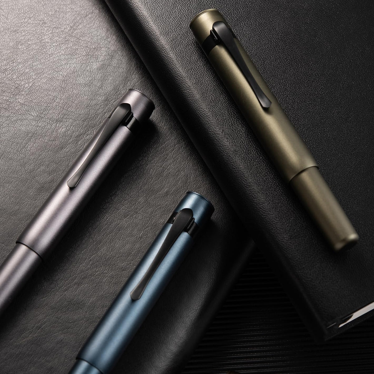 Hongdian M2 Black Forest Mini Fountain Pen, Medium Soft Nib & Sleek Shape Aluminium Short Pocket
