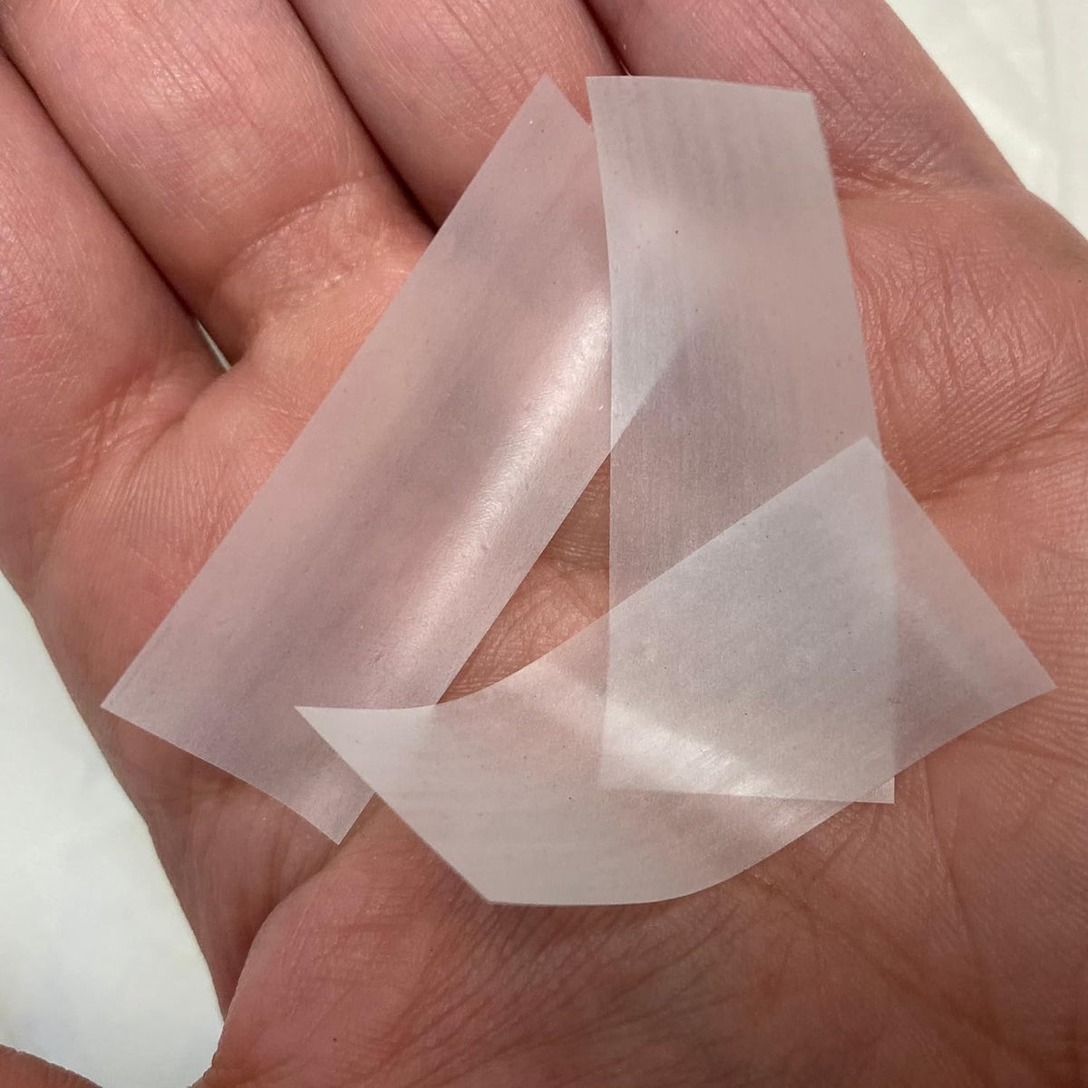 Biodegradable Dissolving Rice Paper Confetti –Rectangular Flame-Resistant and Water-Soluble Paper