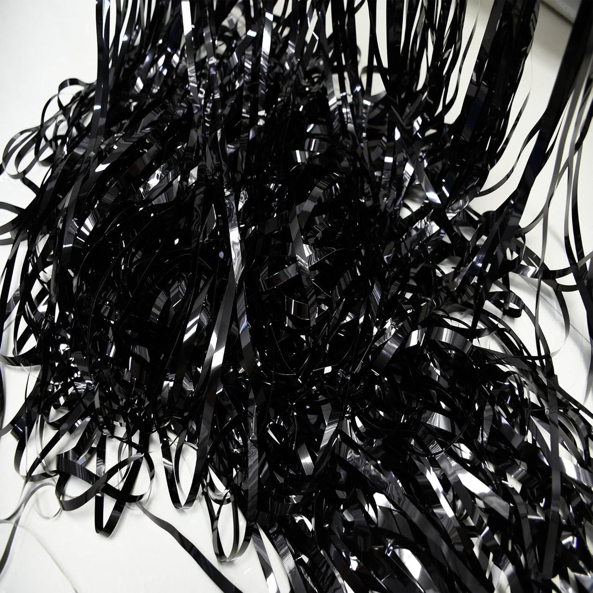 Foil Fringe Curtain Halloweens Party Decorations - Pure Black Tinsel Photo Backdrop Party Steamers