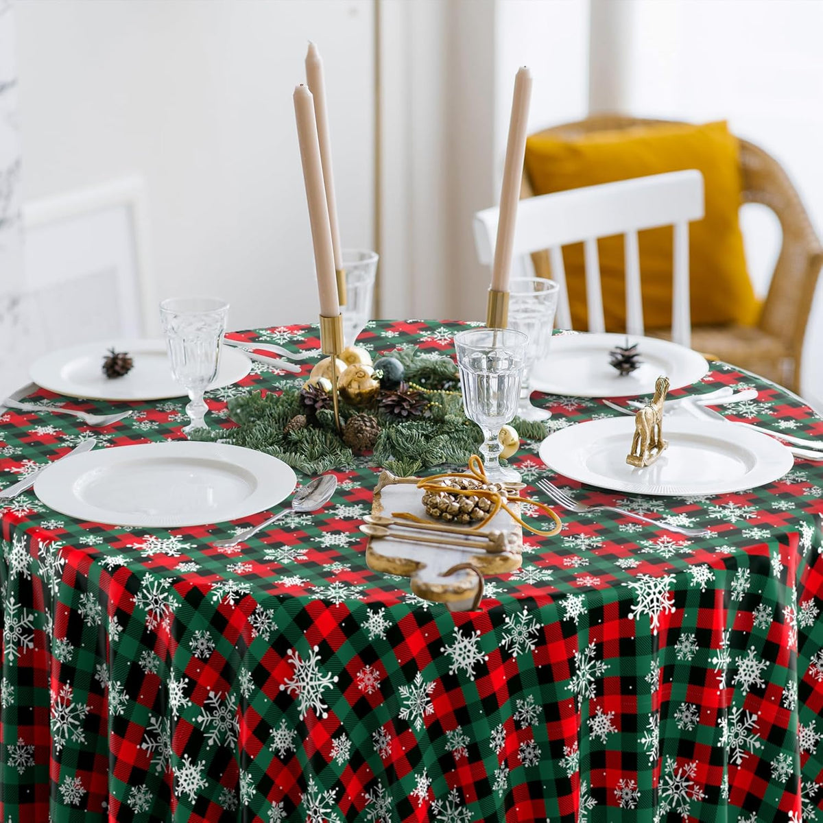 Jectivs 3Pcs Christmas Buffalo Plaid Snowflake Party Tablecloths Decorations,Plastic Red and Green