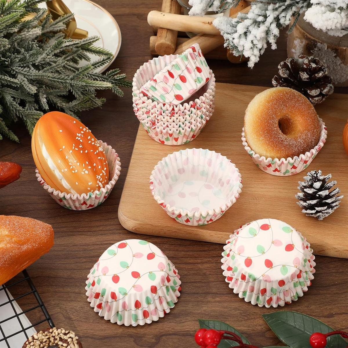 Whaline 300Pcs Christmas Paper Baking Cups Light Bulb Cupcake Liners Xmas Winter Muffin Liner Cake