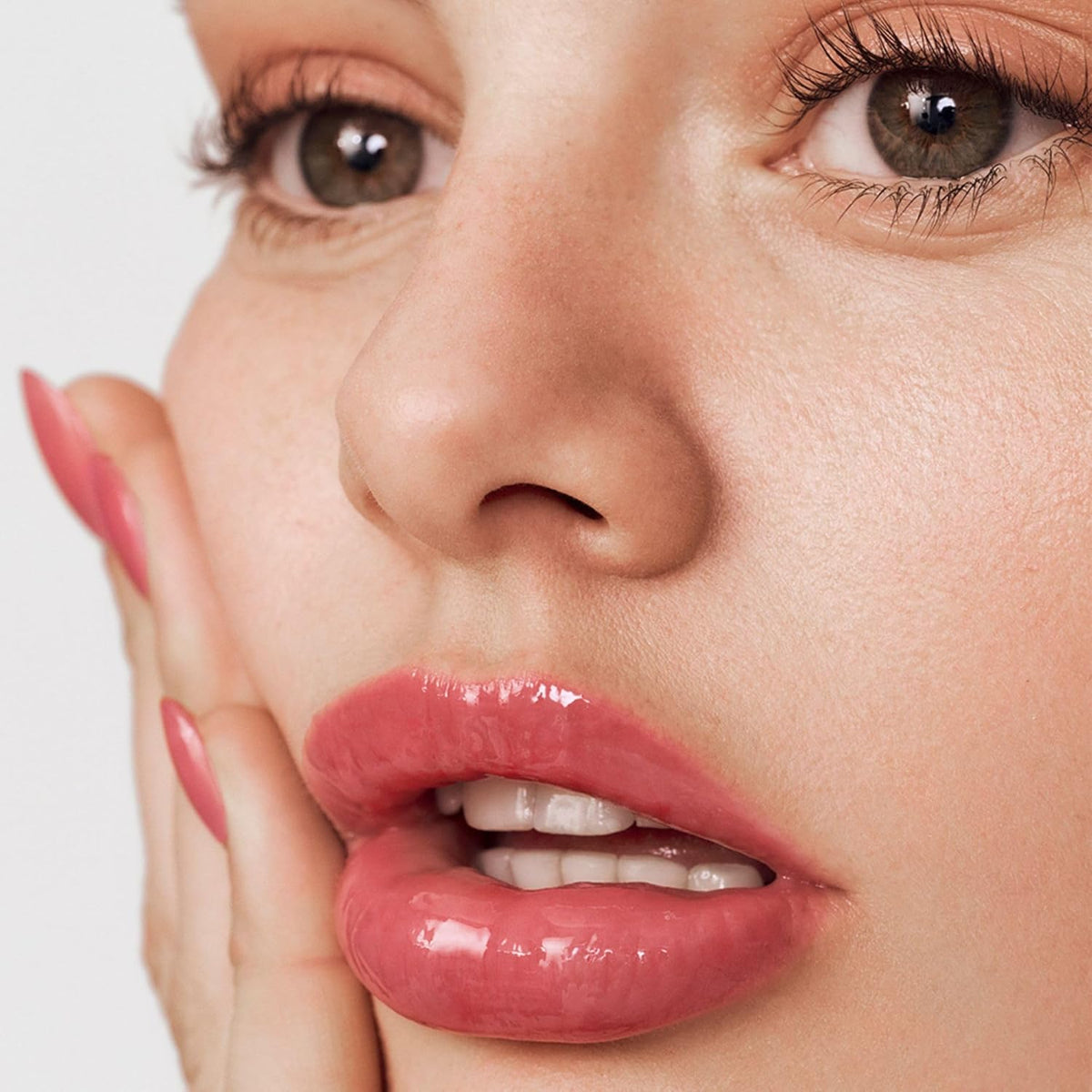 Summer Fridays Tinted Lip Butter Balm - Conditioning Vegan Lip Balm for Instant Moisture, Shine &
